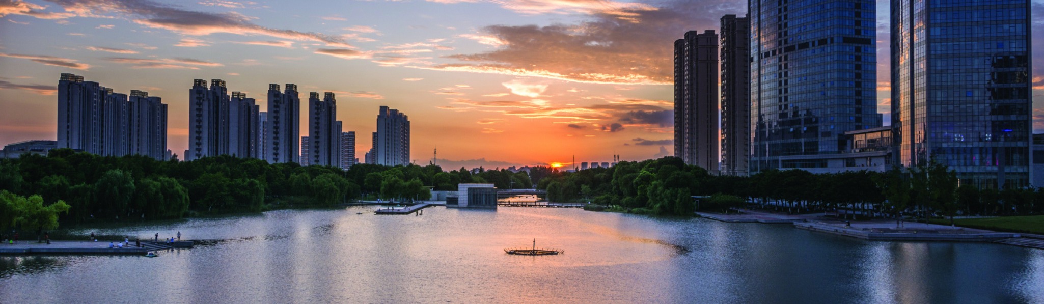 Kansas City skyline with two cities across the river